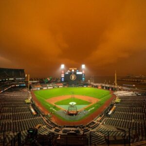 Achacan incendios de California al cambio climático… y a Trump (+Infografía)