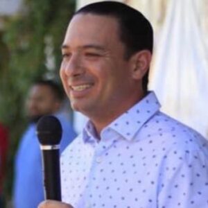 Propone Emilio De Hoyos impuesto a las emisiones de gases a la atmósfera Propone Emilio De Hoyos impuesto a las emisiones de gases a la atmósfera